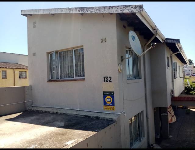 4 BEDROOM HOUSE FOR SALE IN MONTFORD